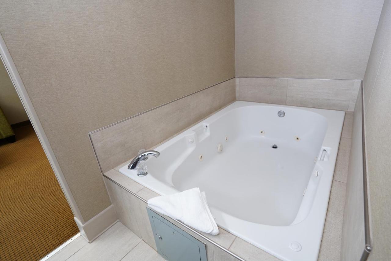 Creekside Hotel & Suites Каньонвилл Экстерьер фото